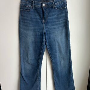 Levi's Women's Straight Leg Blue Jeans